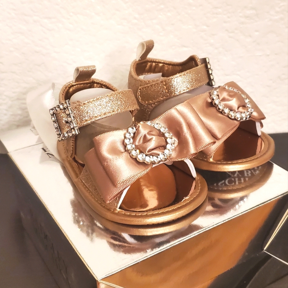 NEW Badgley Mischka embellished baby sandals